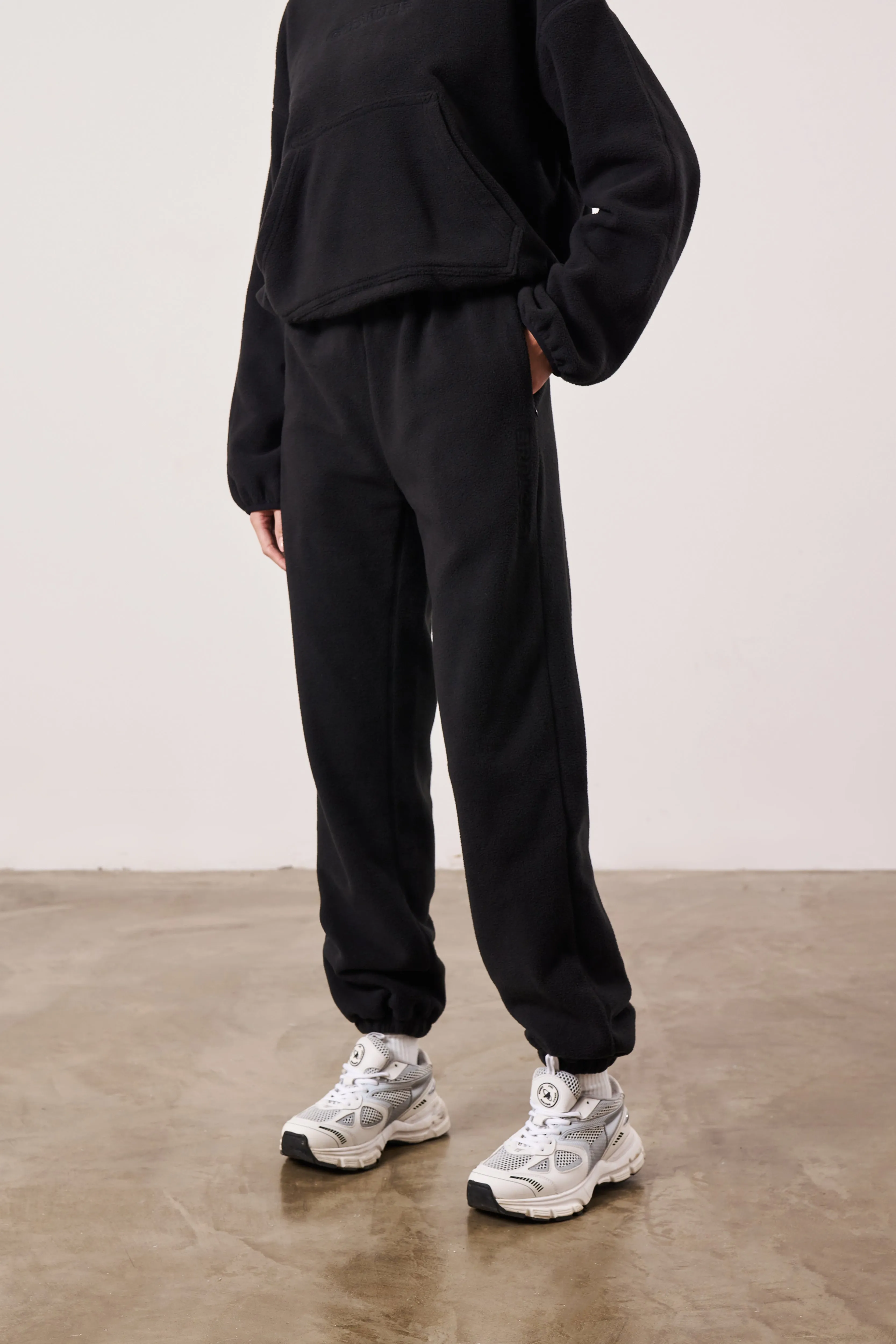 COUTURE TEDDY FLEECE JOGGERS - BLACK