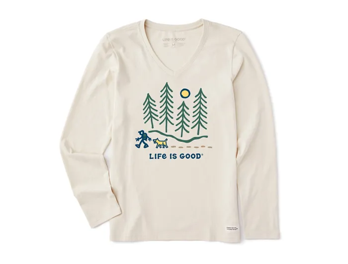 Life is Good Women's Long Sleeve Crusher Lite Vee - Hiking Through the Woods