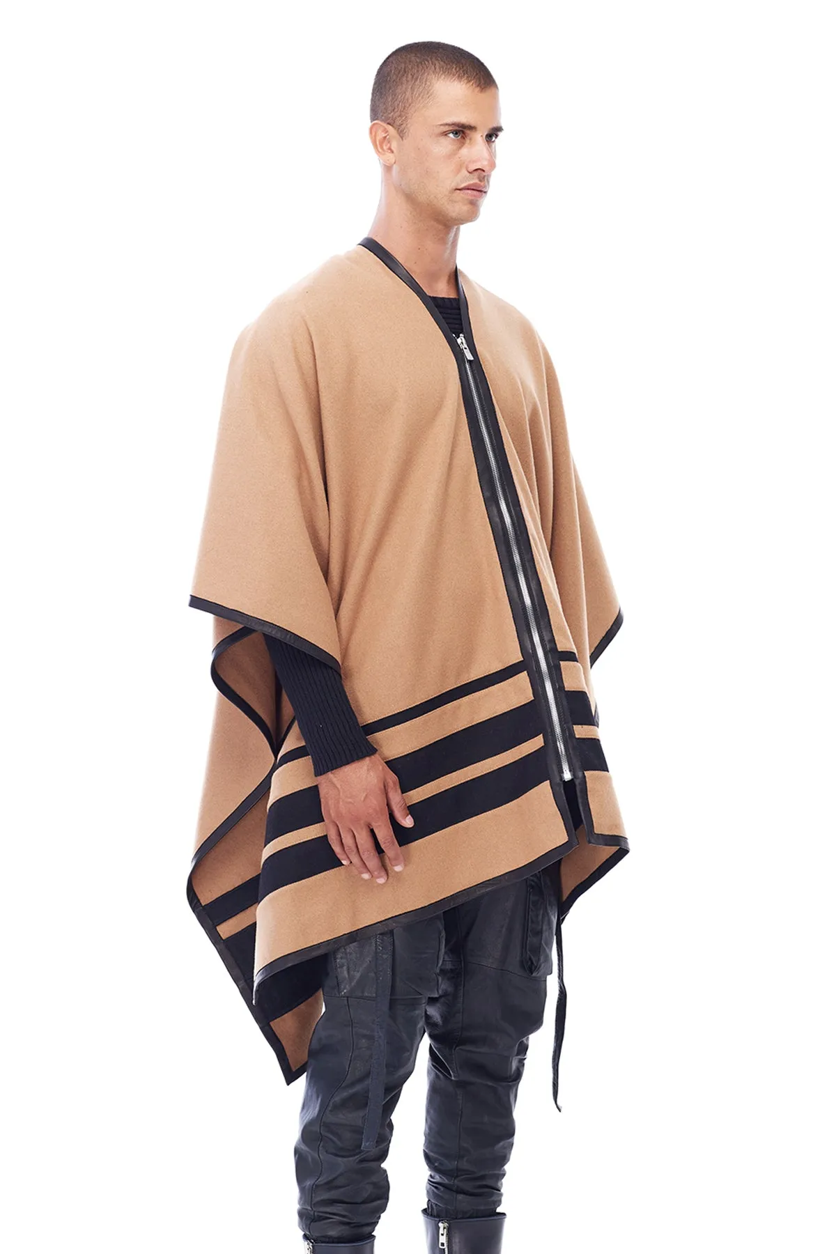 PONCHO IN CAMEL