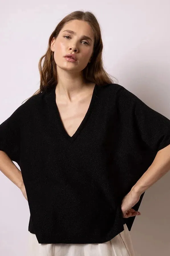 Poncho V-Neck