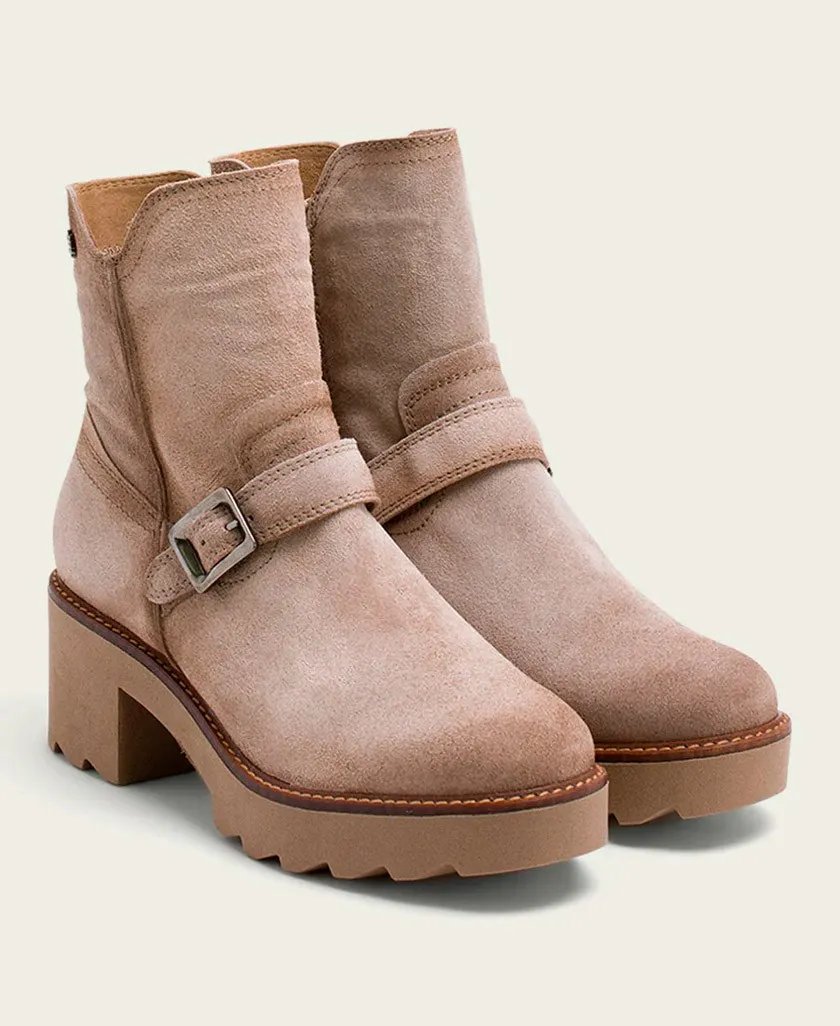 Porronet Mar 4673 Buckle and Strap Detail Booties