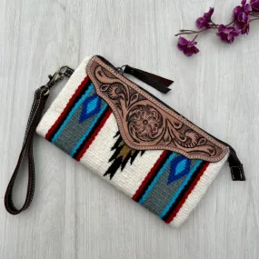 The Design Edge - Tooled Saddle Blanket Clutch – TSB41C - Tan Tooled Leather